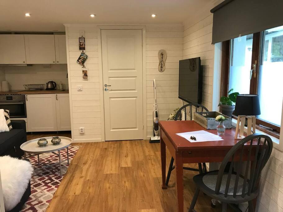 Cozy Cottage By The Sea South Of Varberg Traslovslage 외부 사진